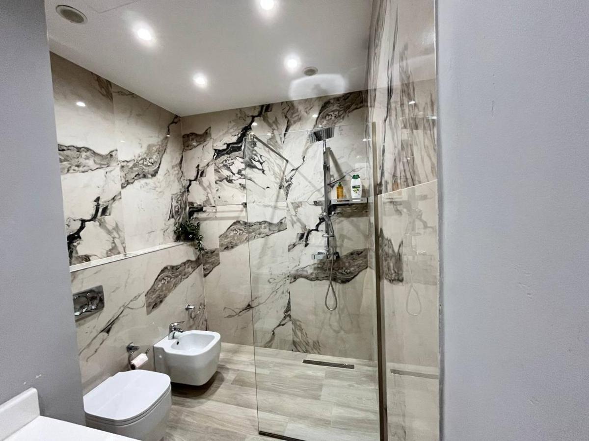 Flat 86 - Explore The Heart Of Tirana Extérieur photo